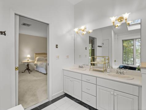 15 Goldie Way Barnstable MA 02630