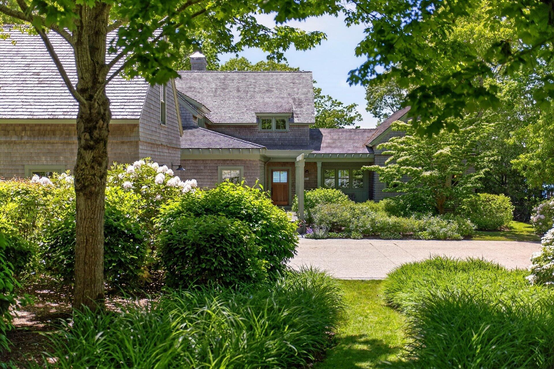 109 Eel River Road Osterville MA 02655