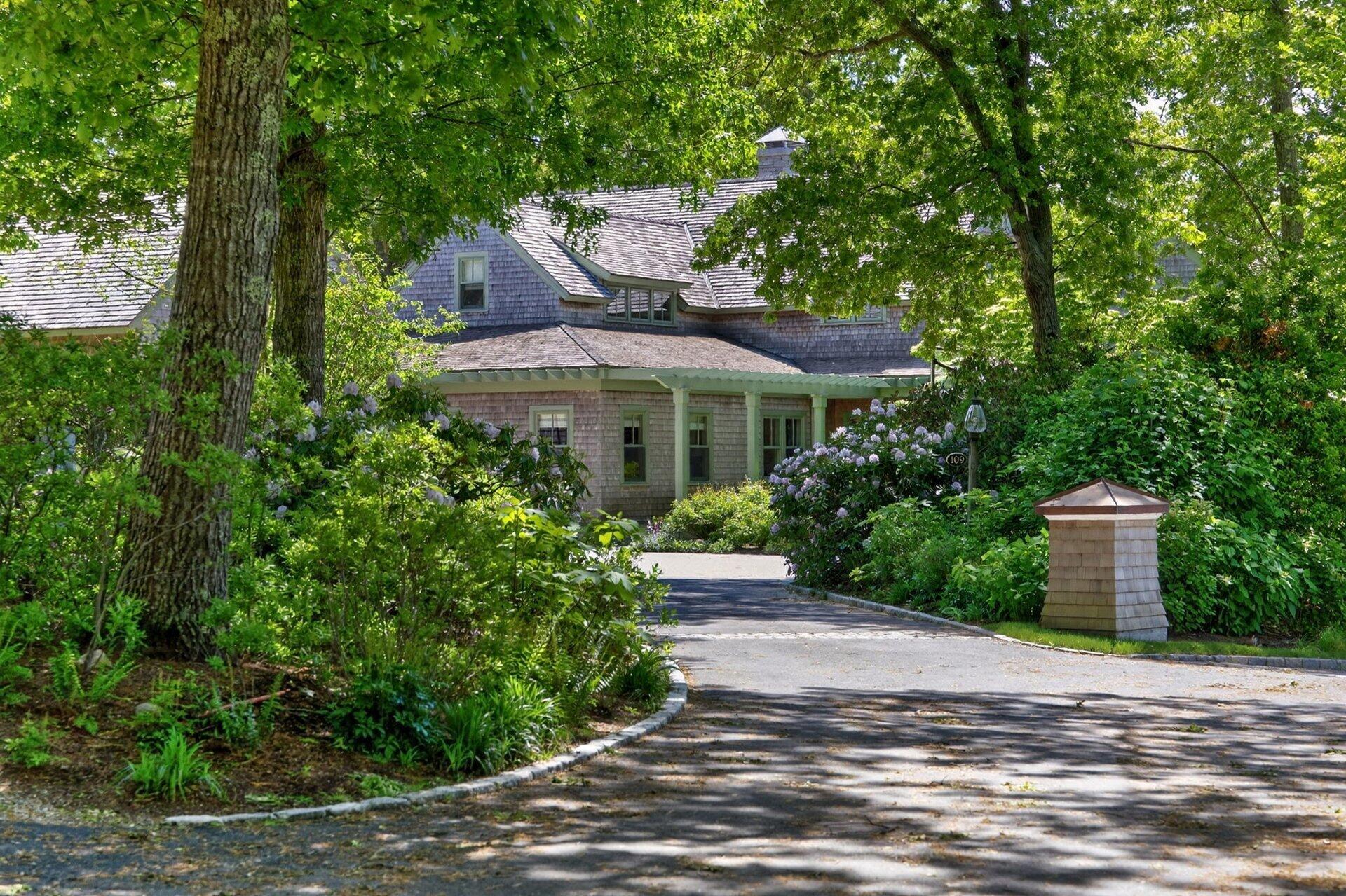 109 Eel River Road Osterville MA 02655