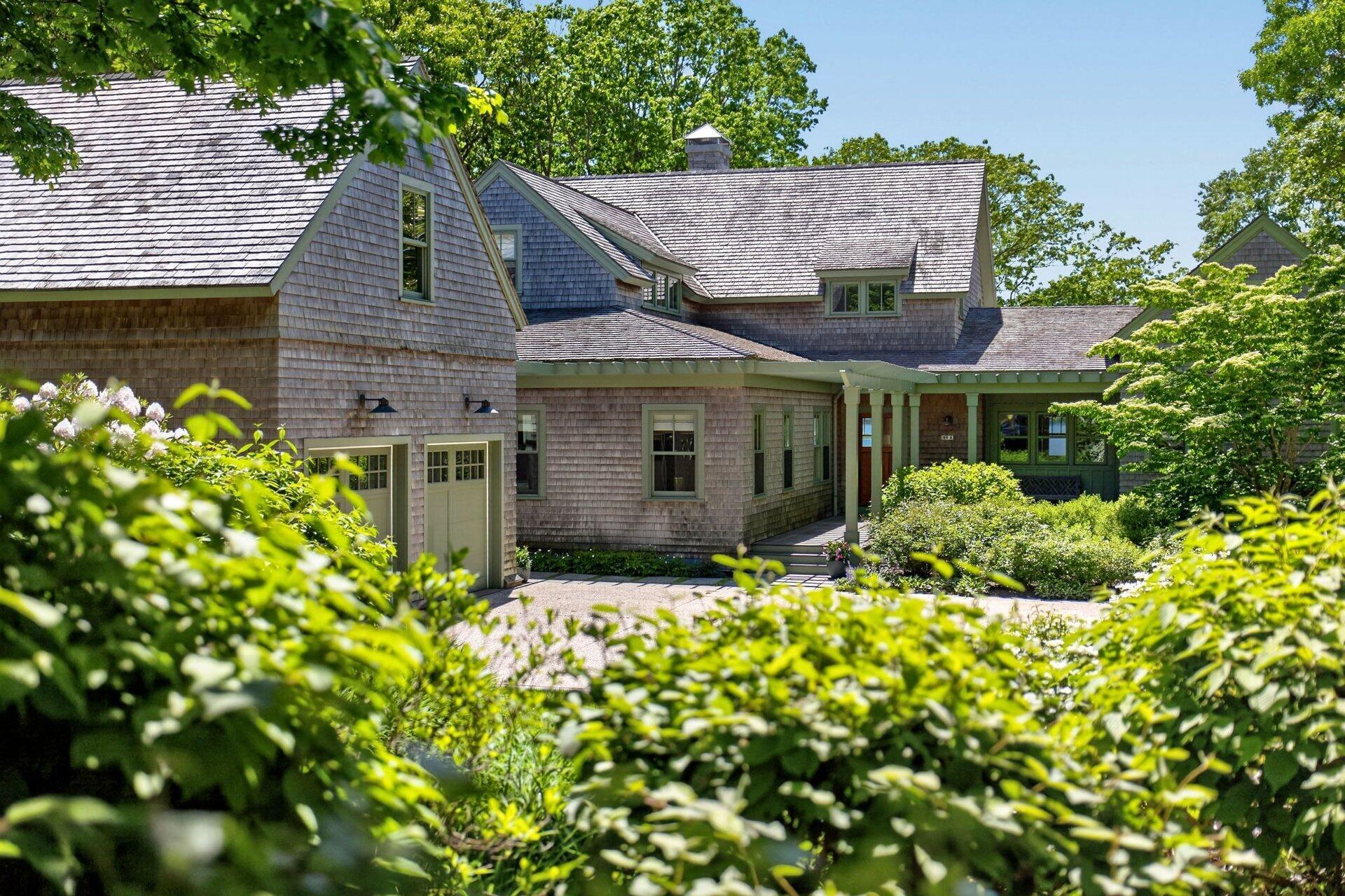 109 Eel River Road Osterville MA 02655