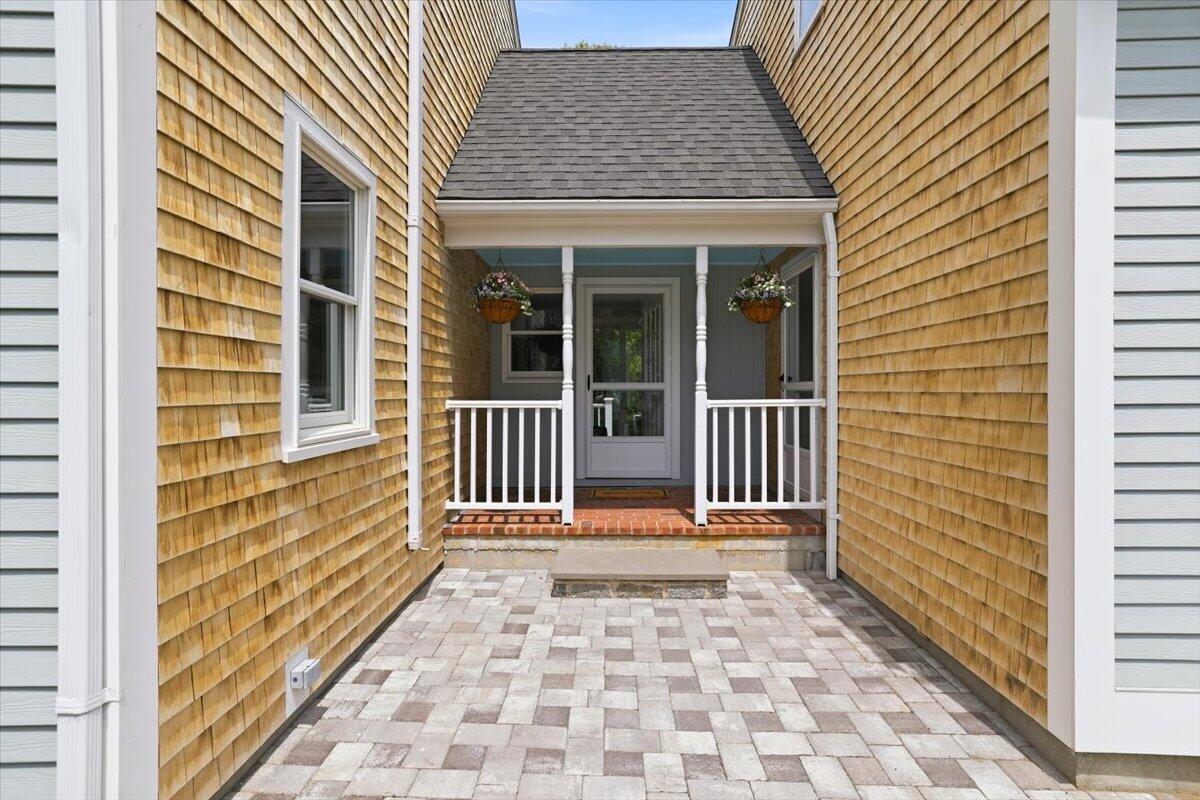 10 Old Colony Way Yarmouth MA 02664