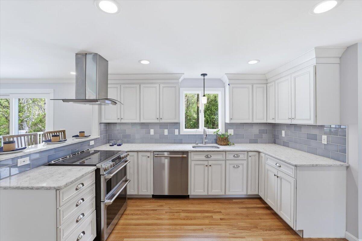 10 Old Colony Way Yarmouth MA 02664