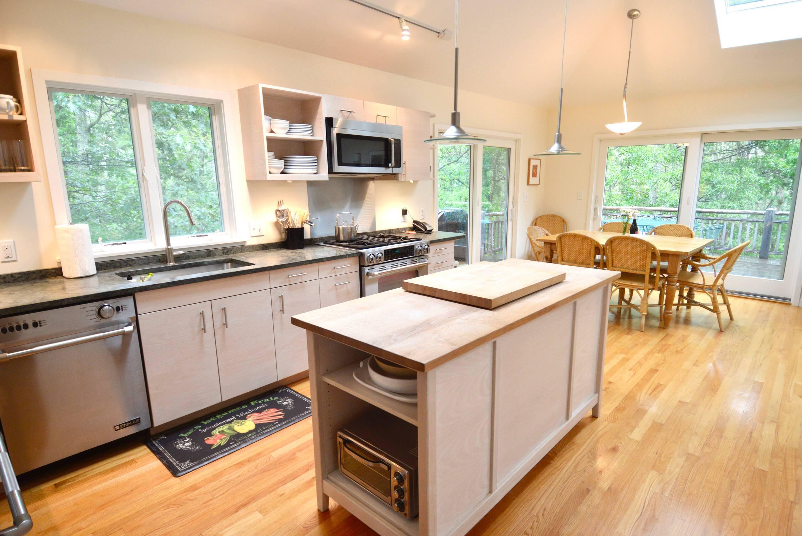 18 Sylvan Avenue Vineyard Haven MA 02568