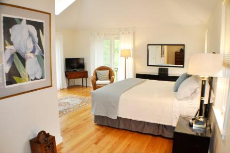 18 Sylvan Avenue Vineyard Haven MA 02568