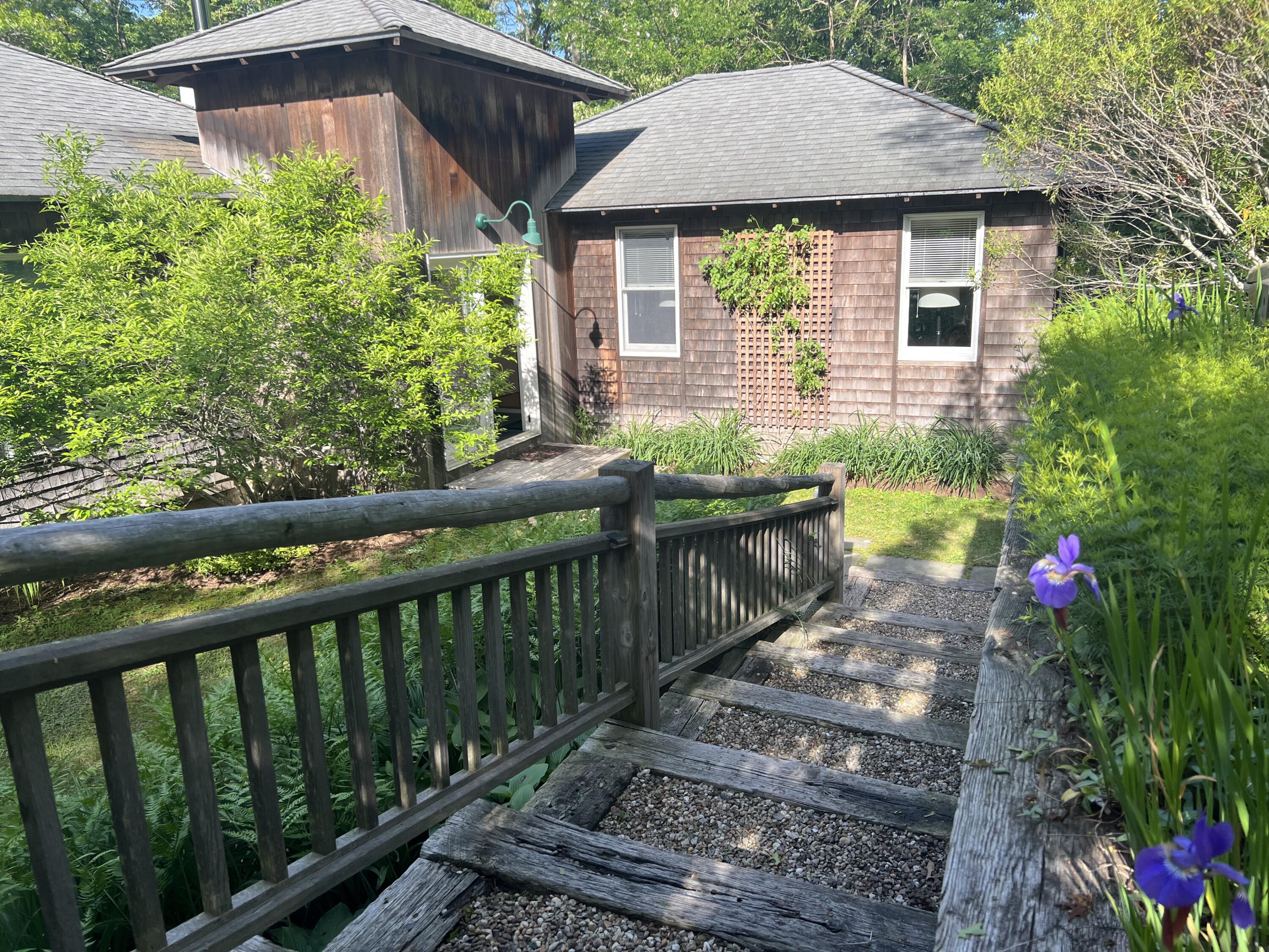 18 Sylvan Avenue Vineyard Haven MA 02568