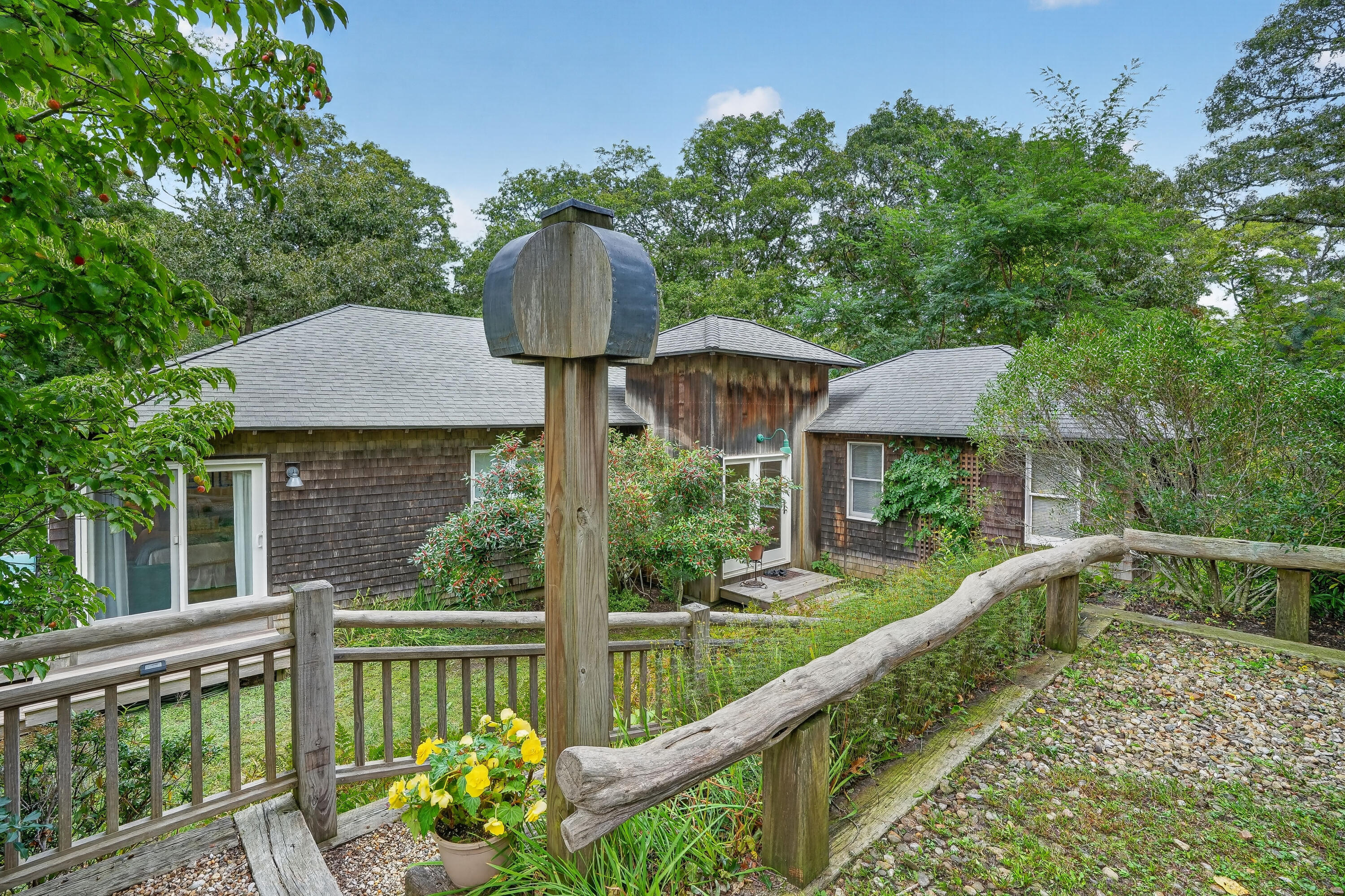 18 Sylvan Avenue Vineyard Haven MA 02568