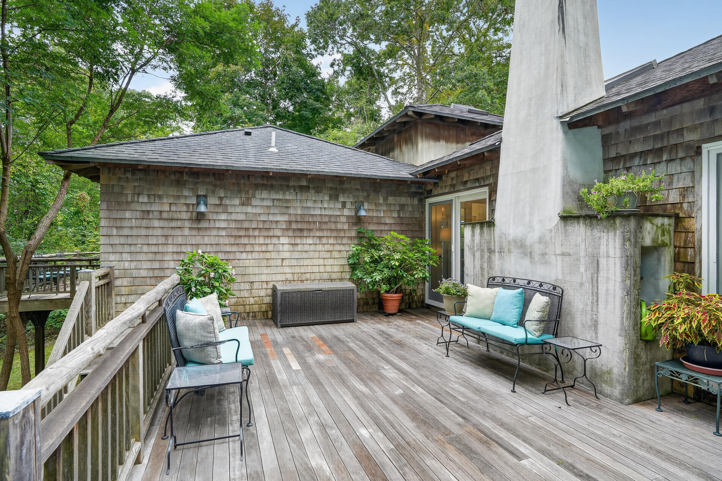 18 Sylvan Avenue Vineyard Haven MA 02568