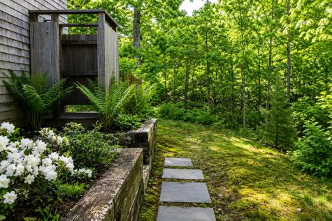 18 Sylvan Avenue Vineyard Haven MA 02568