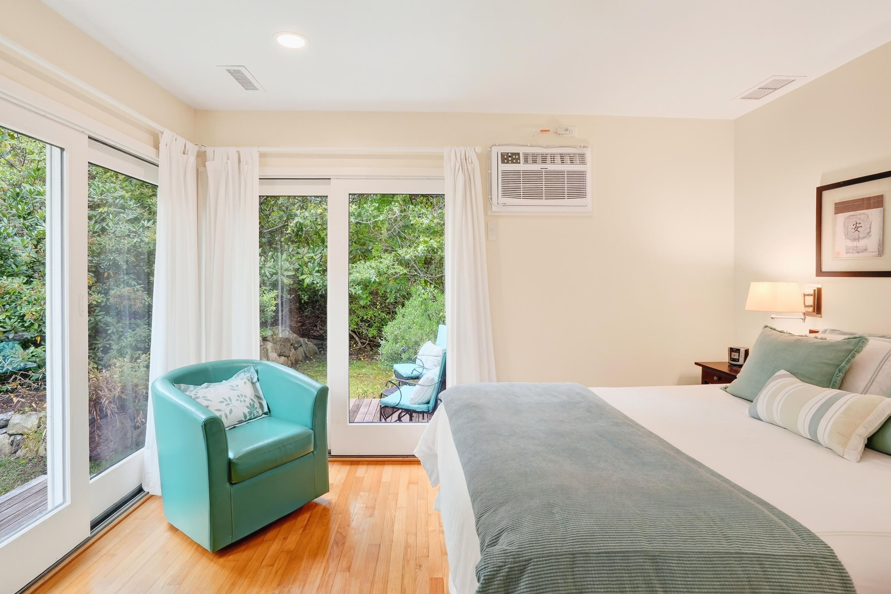 18 Sylvan Avenue Vineyard Haven MA 02568