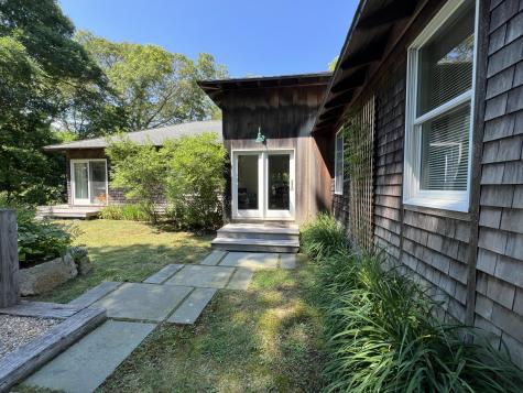 18 Sylvan Avenue Vineyard Haven MA 02568