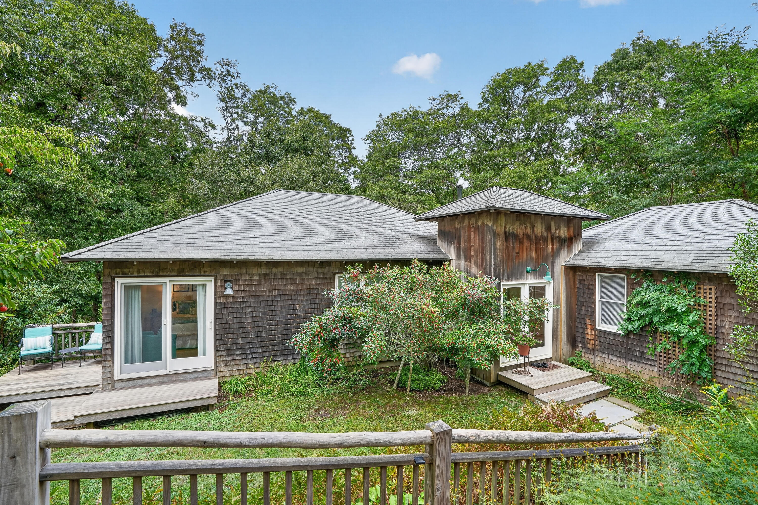 18 Sylvan Avenue Vineyard Haven MA 02568