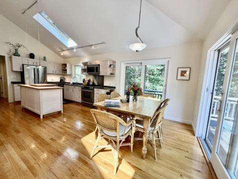 18 Sylvan Avenue Vineyard Haven MA 02568