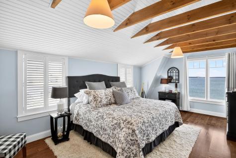 24 Richmond Road Bourne MA 02559