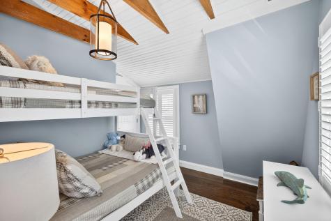 24 Richmond Road Bourne MA 02559