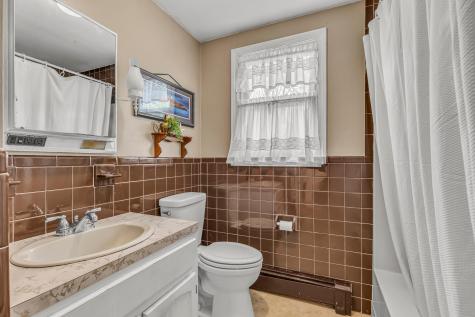 253 Gleneagle Drive Barnstable MA 02632