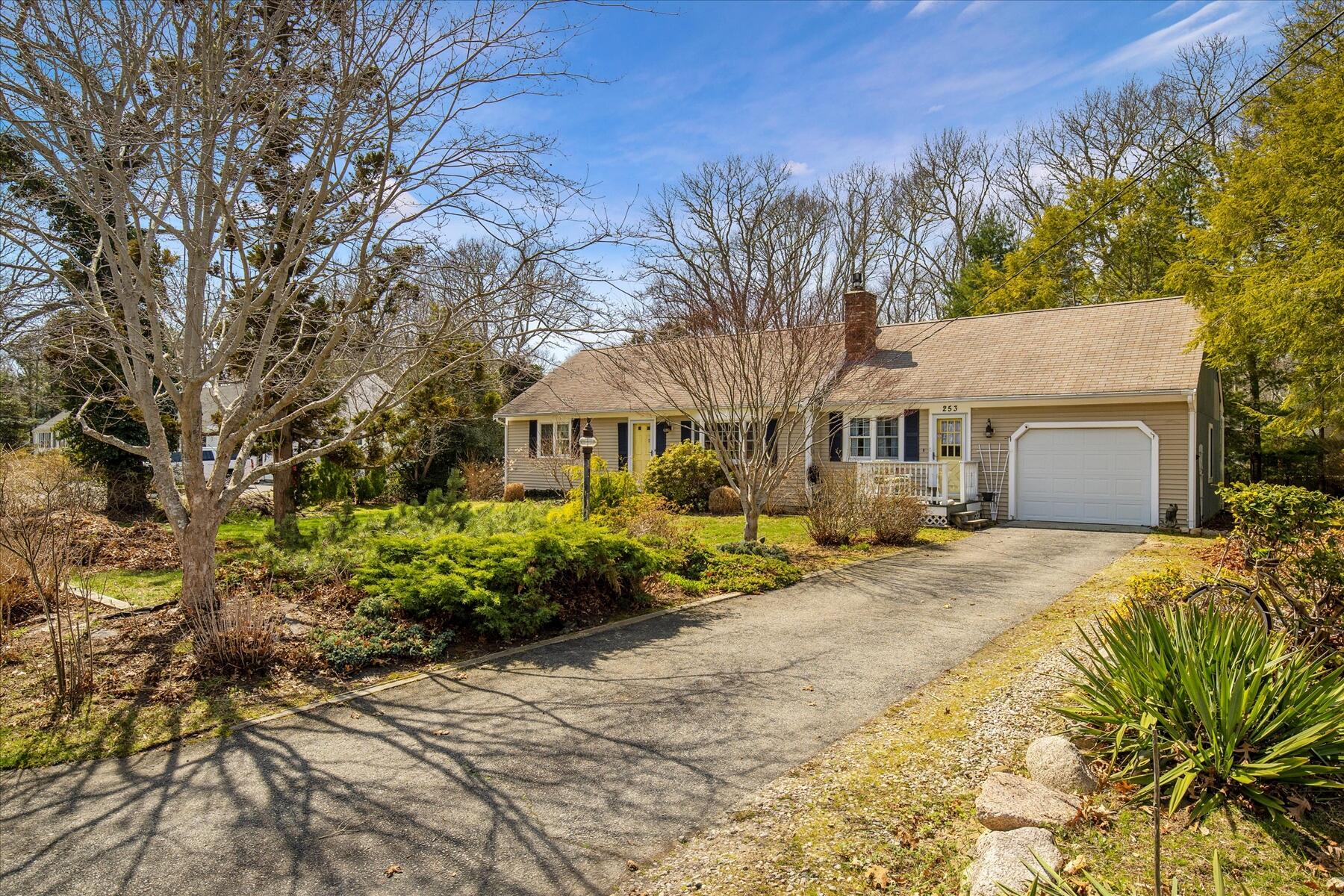 253 Gleneagle Drive Barnstable MA 02632