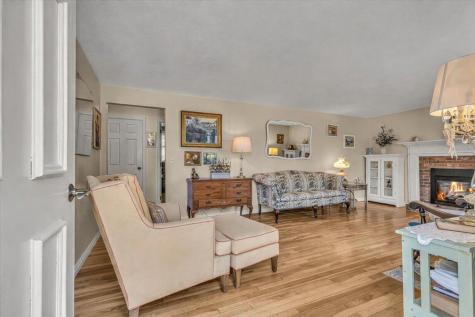 253 Gleneagle Drive Barnstable MA 02632