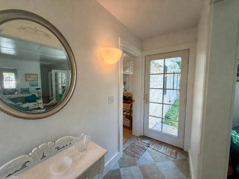 528 Main Street Vineyard Haven MA 02568