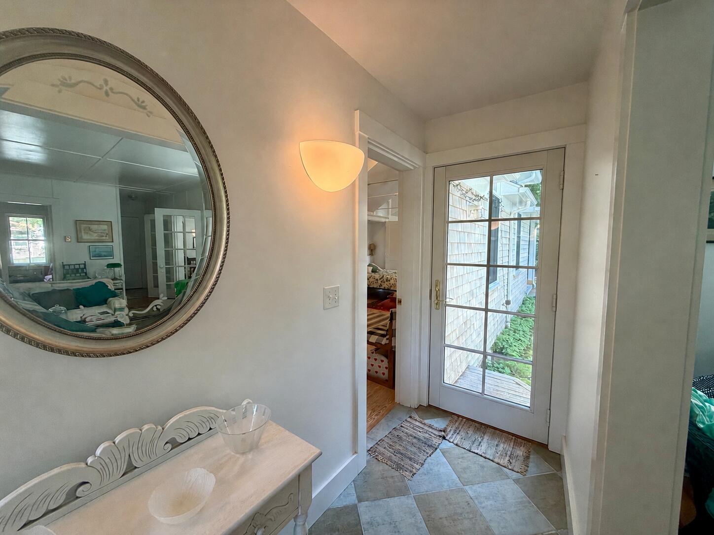 528 Main Street Vineyard Haven MA 02568