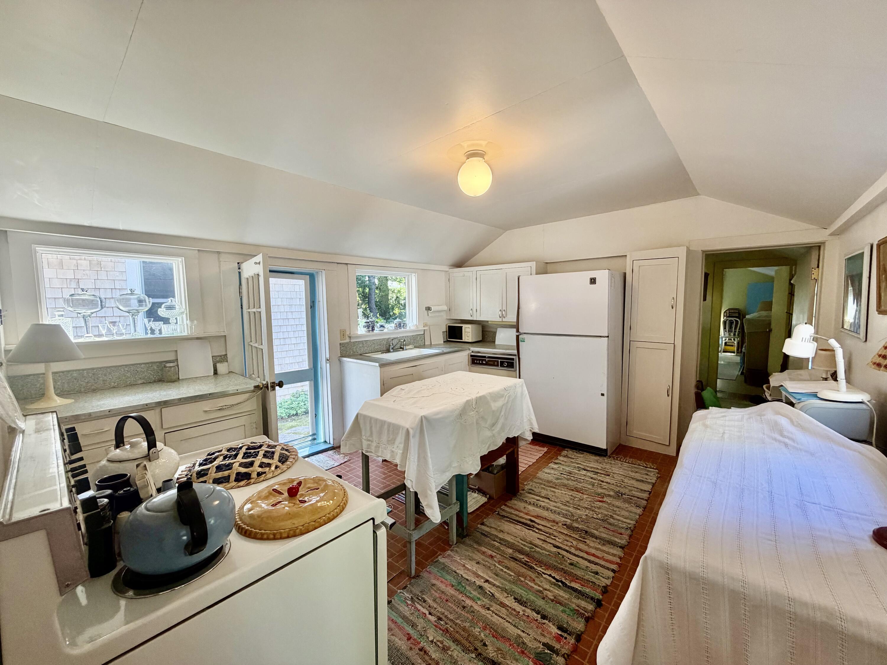 528 Main Street Vineyard Haven MA 02568