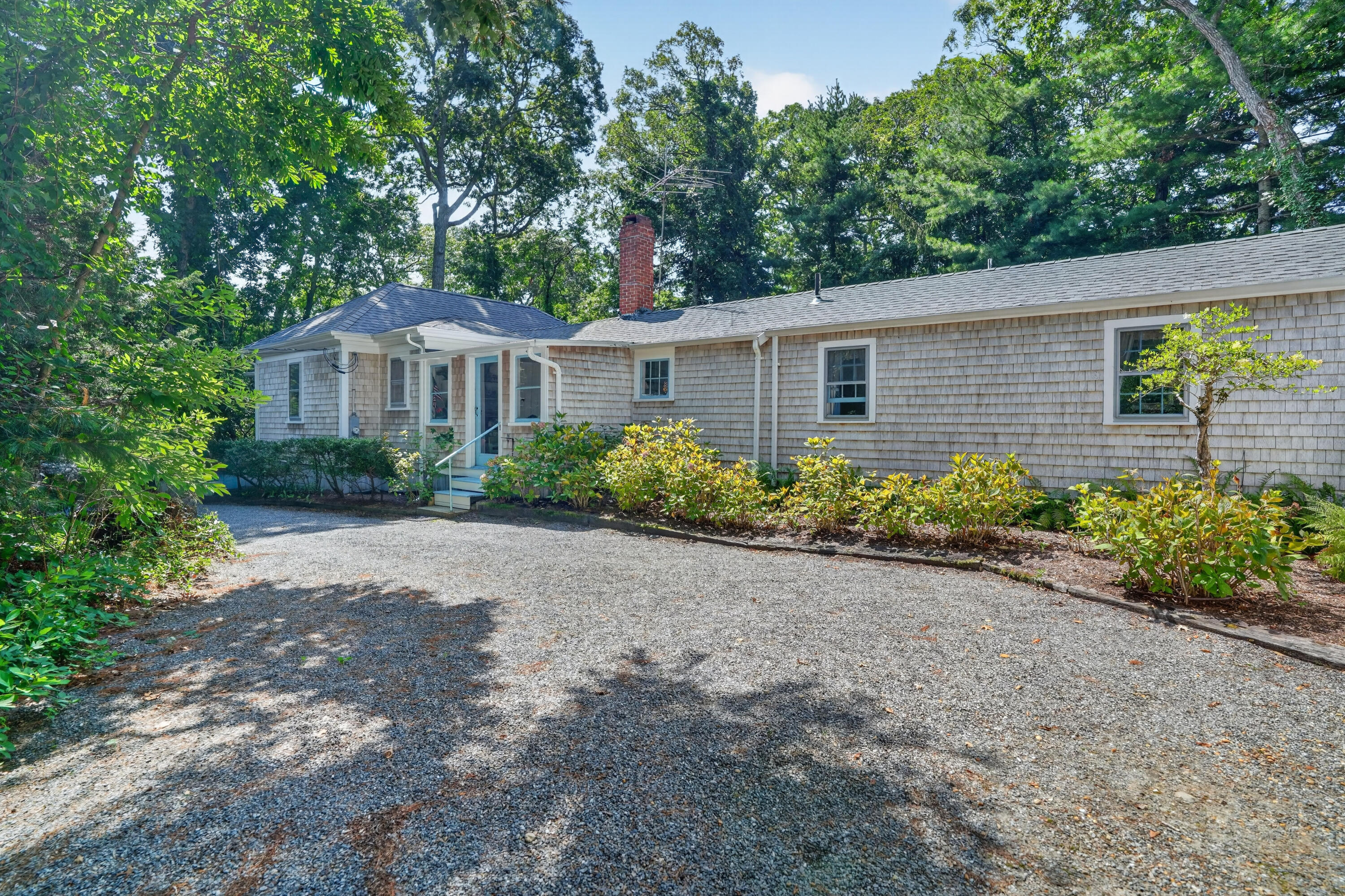 528 Main Street Vineyard Haven MA 02568