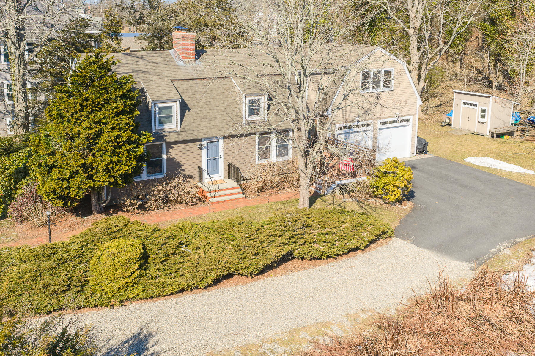 537 W Falmouth Highway Falmouth MA 02540