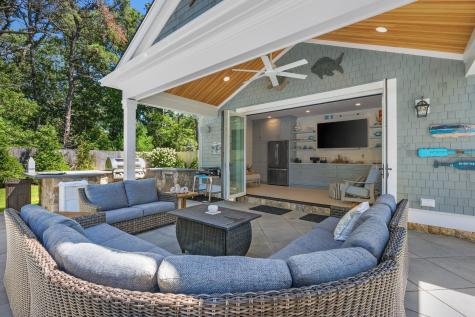 7 Willow Circle Mashpee MA 02649