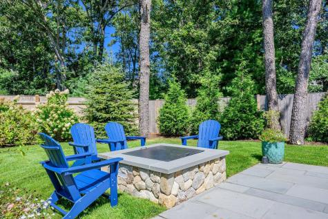 7 Willow Circle Mashpee MA 02649