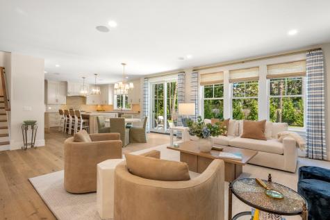 7 Willow Circle Mashpee MA 02649