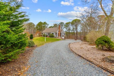 40 Braddock Circle Dennis MA 02641