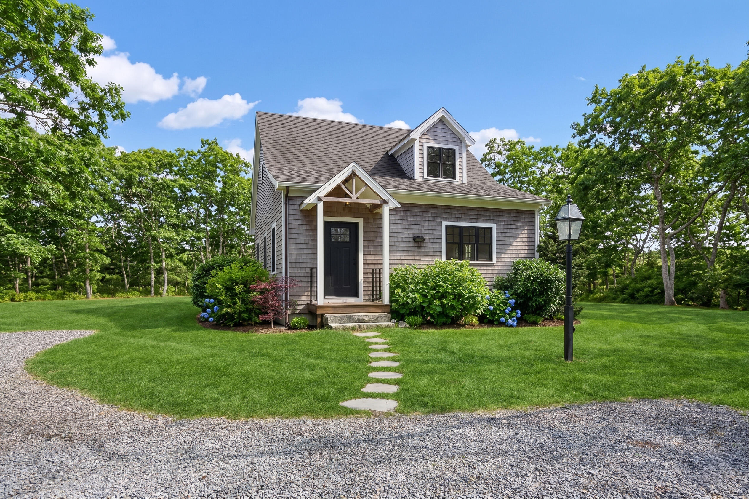 114 Meetinghouse Way Edgartown MA 02539