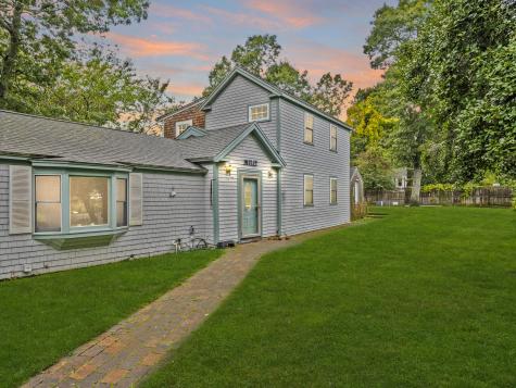 33 Lake Road Yarmouth MA 02673