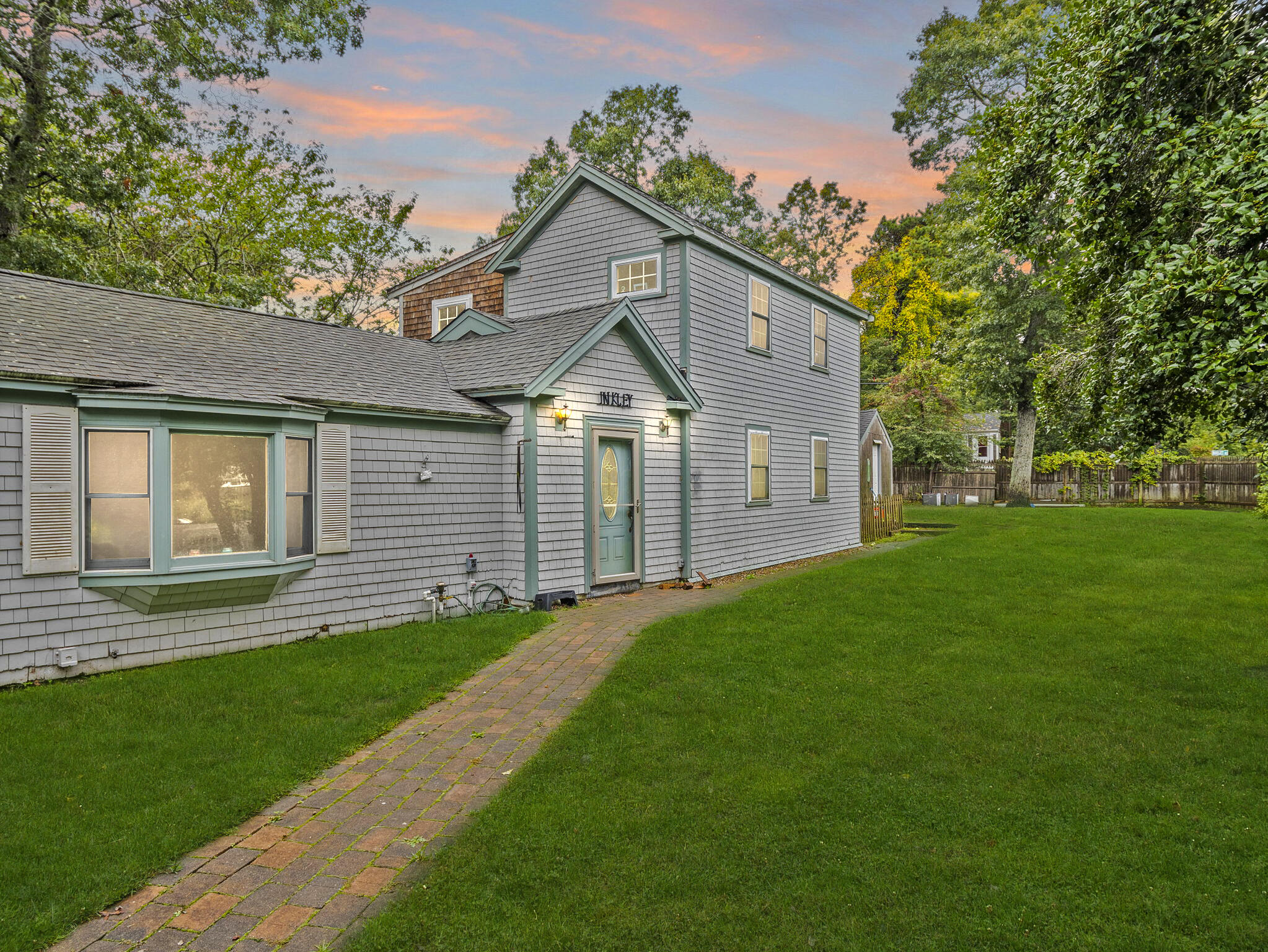 33 Lake Road MA 02673