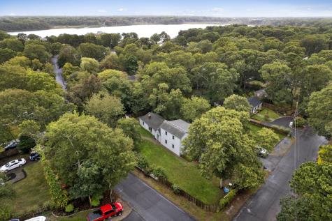 33 Lake Road Yarmouth MA 02673