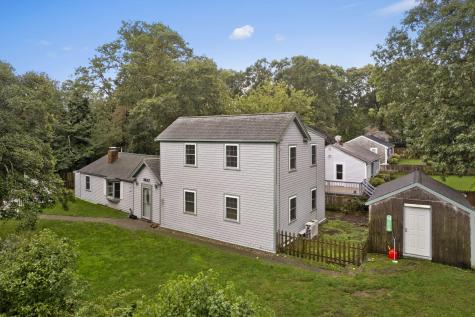 33 Lake Road Yarmouth MA 02673