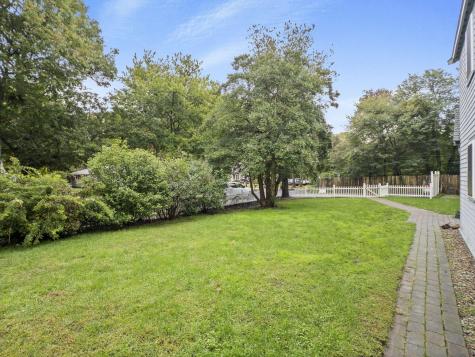 33 Lake Road Yarmouth MA 02673