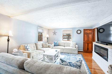 22 Winsome Road Yarmouth MA 02664