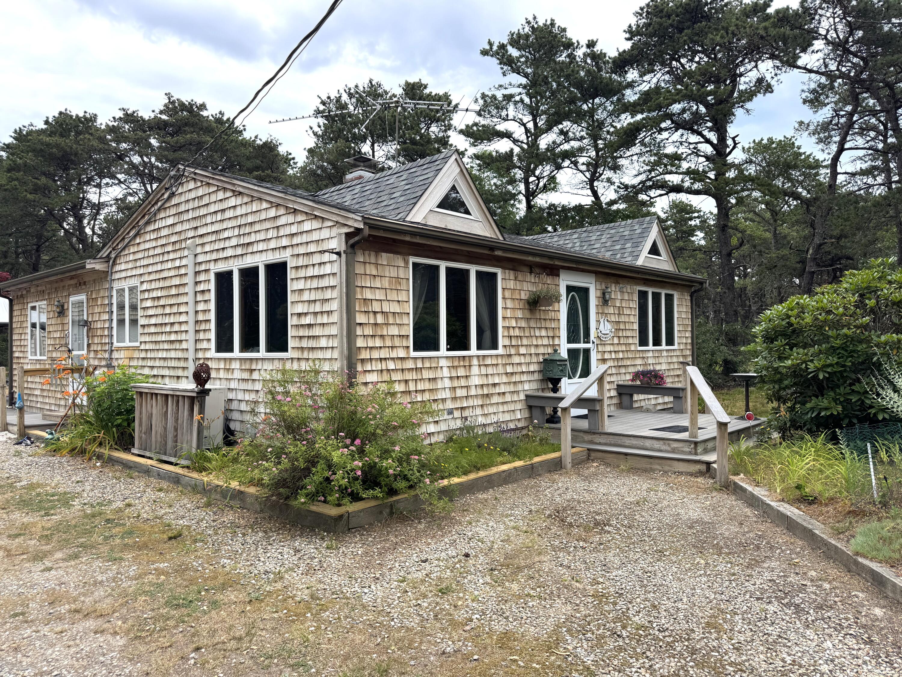 6 Meadow Terrace Truro MA 02666