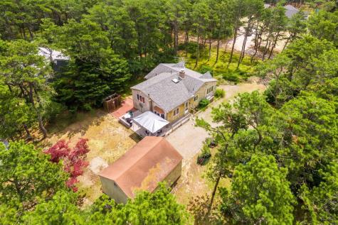 6 Meadow Terrace MA 02652