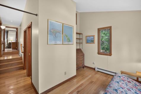 6 Meadow Terrace MA 02652