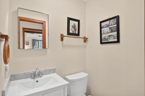 6 Meadow Terrace MA 02652