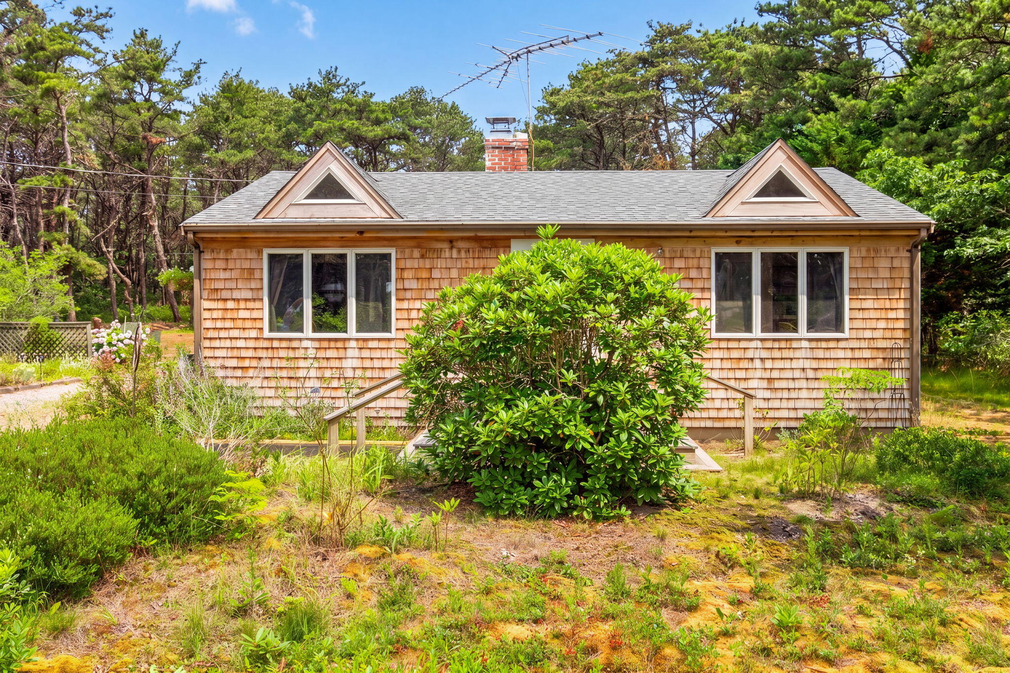 6 Meadow Terrace Truro MA 02666