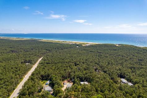 6 Meadow Terrace MA 02652