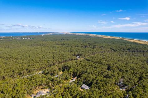 6 Meadow Terrace MA 02652