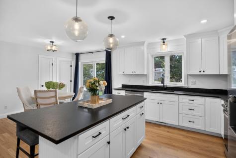 140 Broken Bow Lane Teaticket MA 02536