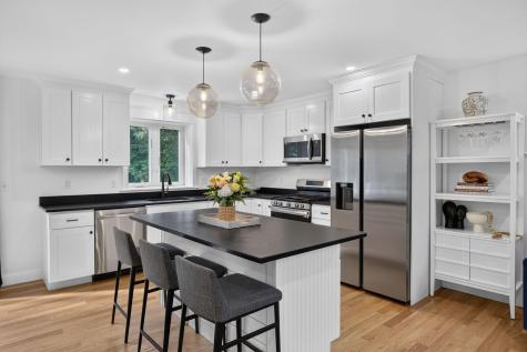 140 Broken Bow Lane Teaticket MA 02536