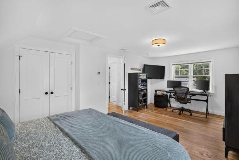 140 Broken Bow Lane Teaticket MA 02536