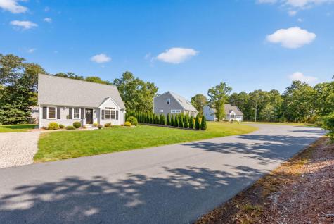 140 Broken Bow Lane Teaticket MA 02536