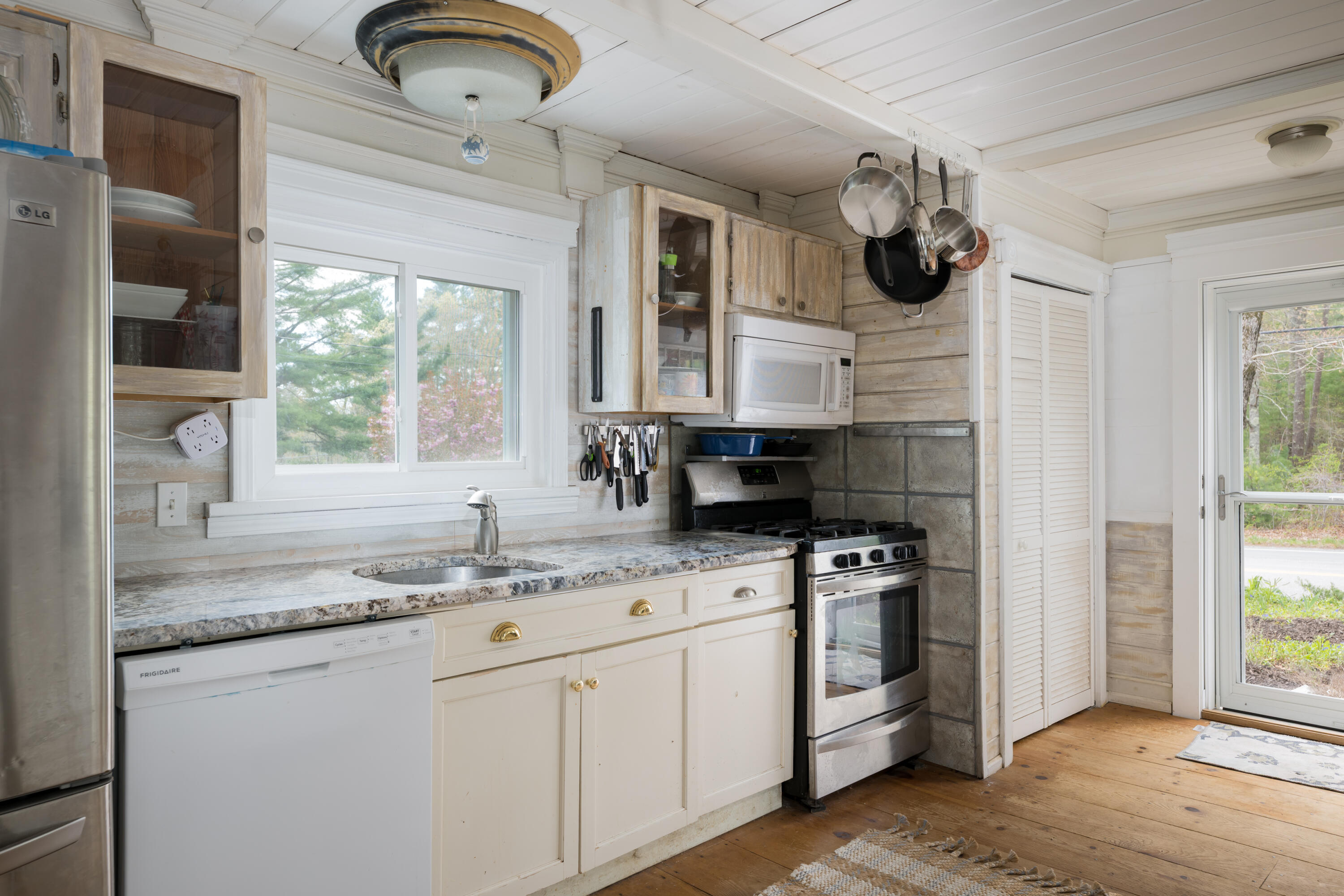 792 Mill Street Marion MA 02738