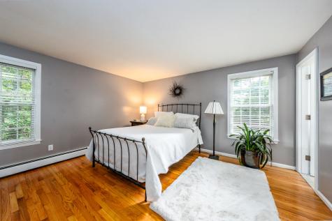 99 Old Post Road Centerville MA 02632